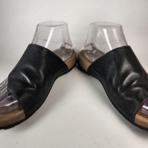 TAOS Women's Gift 2 Sandal Size 8 Black Leather Arch Support Shoe - Picture 3 of 11